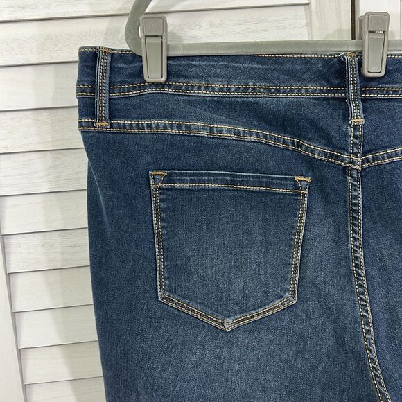 Torrid Lux Slim Bootcut Jeans Size 20S - Picture 10 of 15